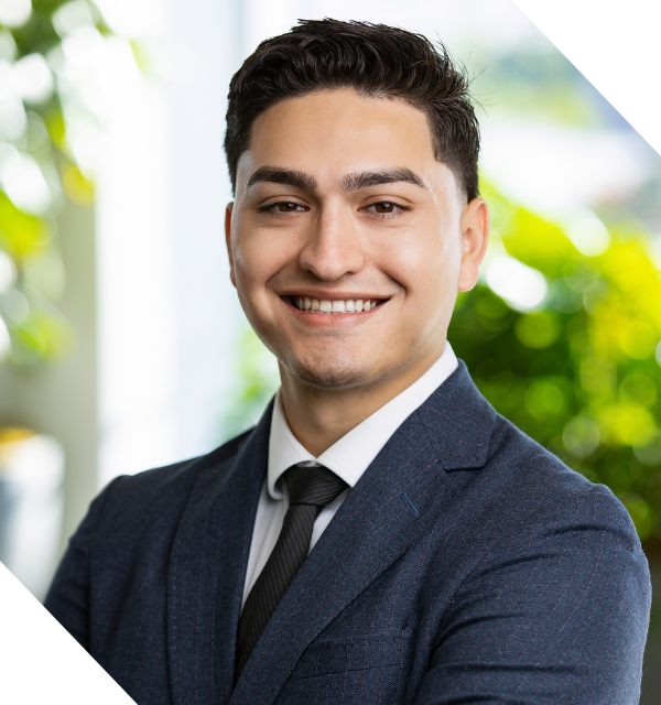 Ivan Viramontes headshot